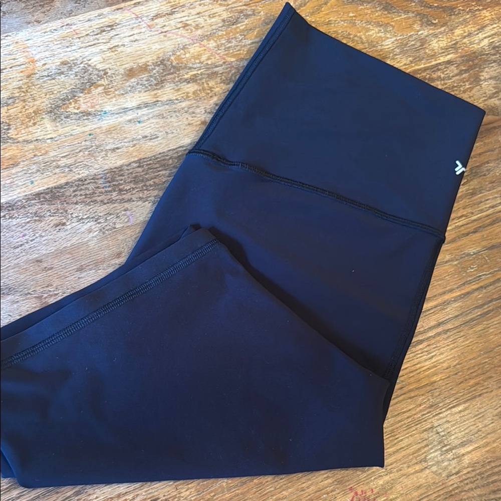 EUC Old Navy Bike Short - Maternity Large